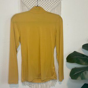 Aritzia Babaton Golden Yellow Long Sleeve Blouse (Women's L)